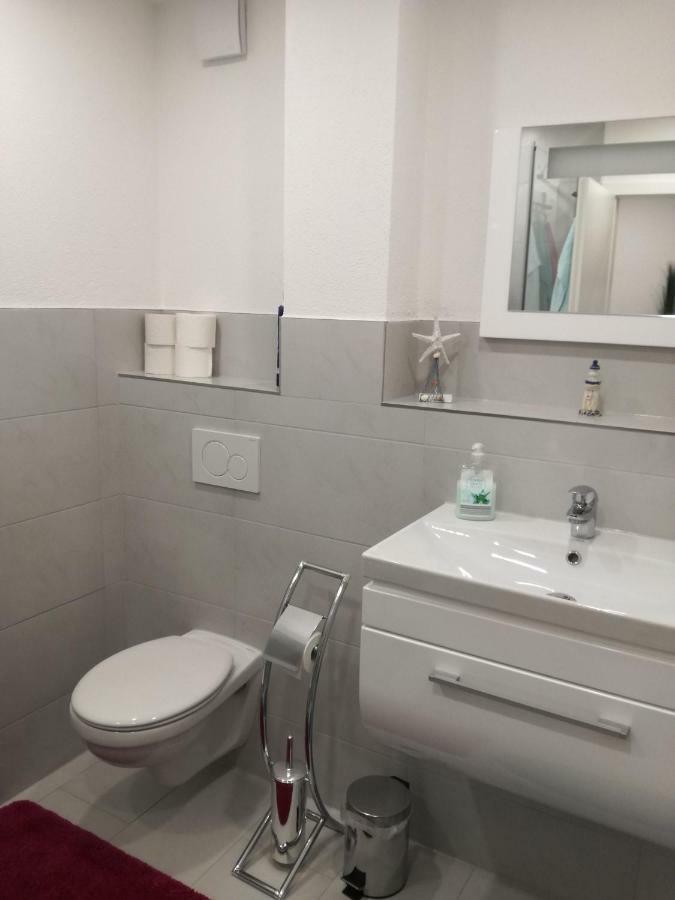 Ferienwohnung Epple Bad Urach Esterno foto